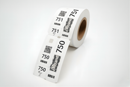 Trijų dalių rūbinės etiketės su spauda